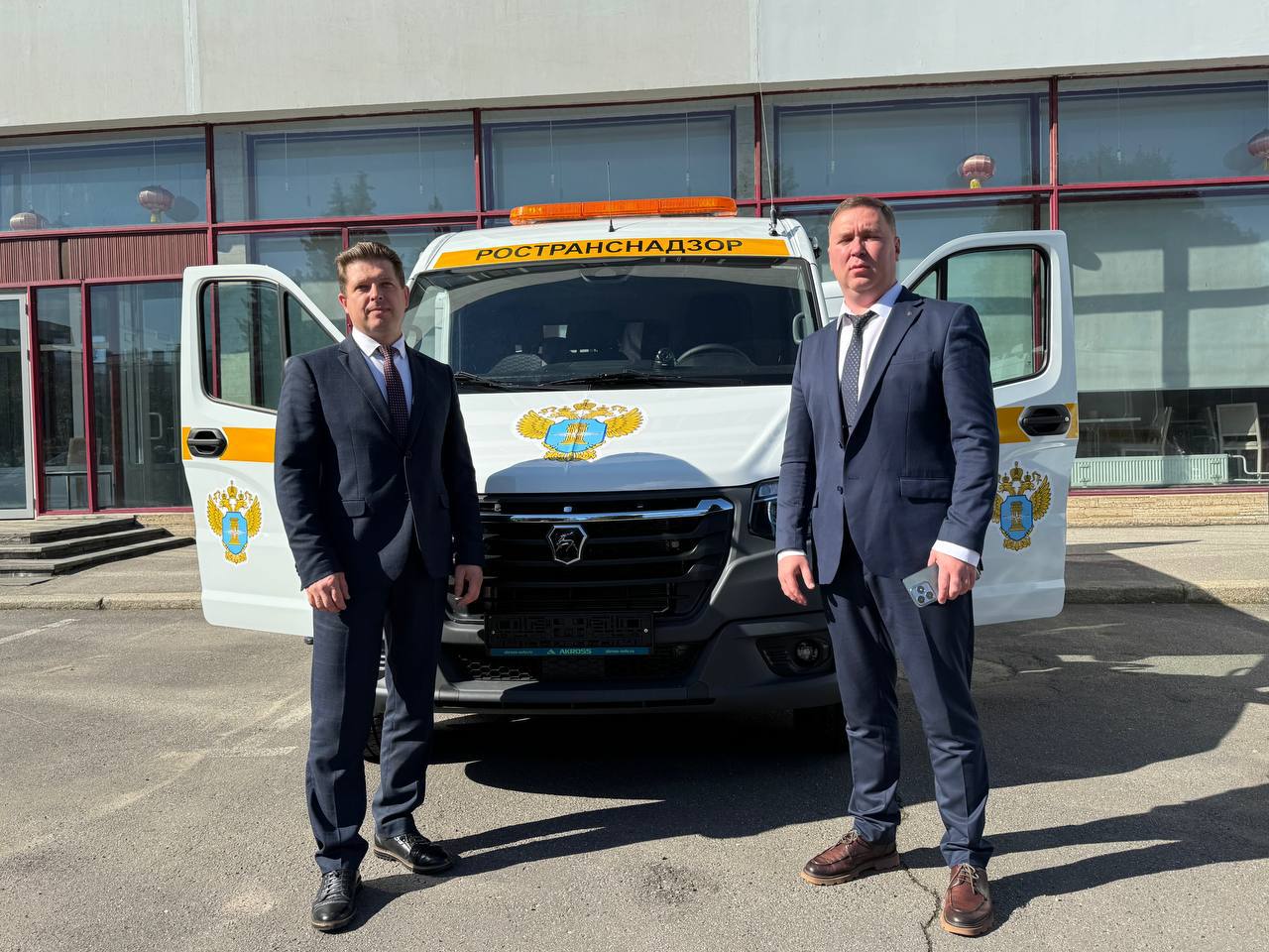 В городе Санкт-Петербурге проходит совещание Госавтодорнадзора Федеральной службы по надзору в сфере транспорта с заместителями руководителей межрегиональных территориальных подразделений